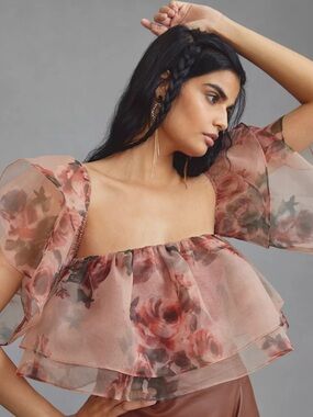 dolan “Left Coast” tiered Organza Top S lots of stretch Anthropologie